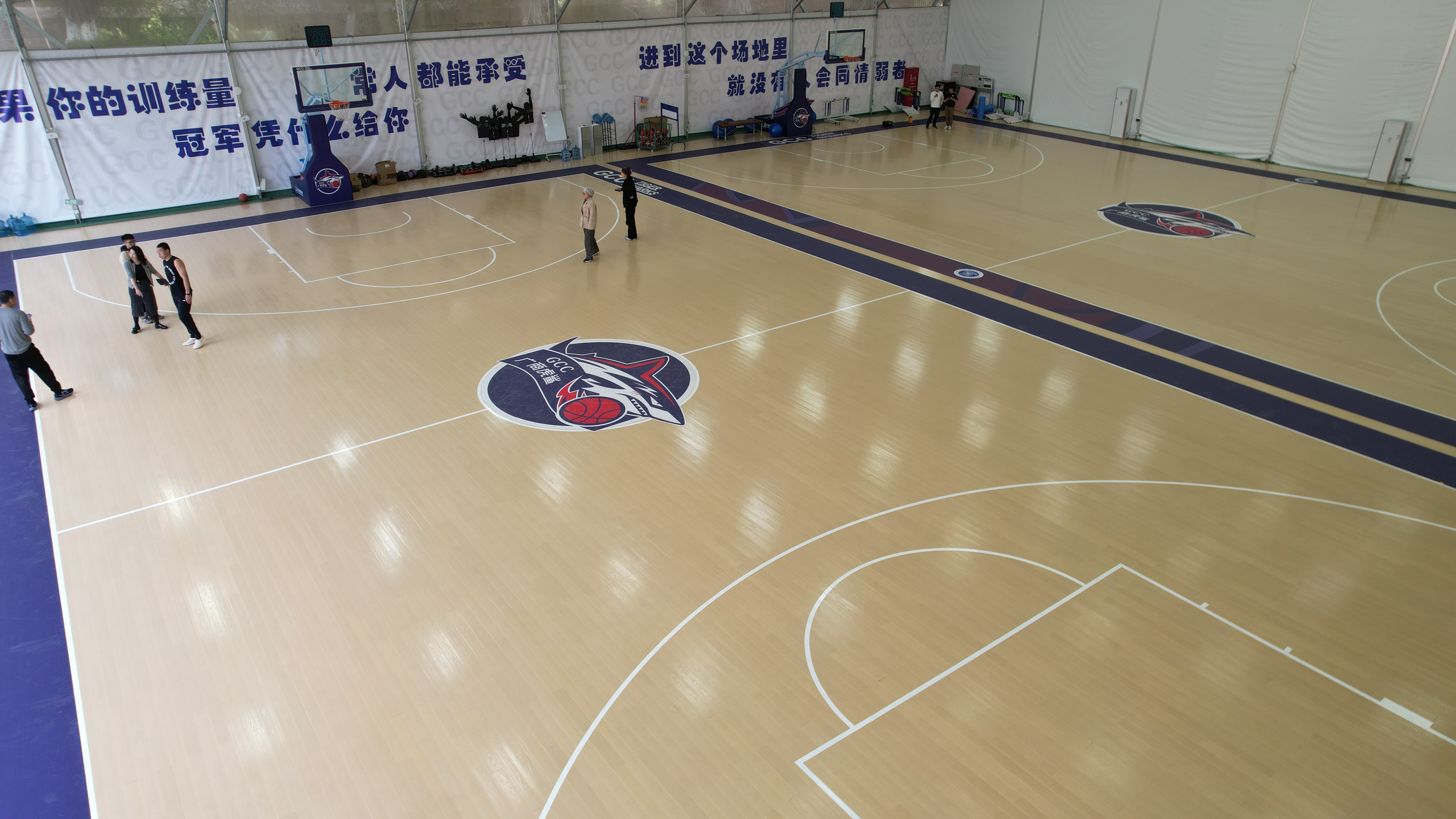 廣州商學院風雨球場